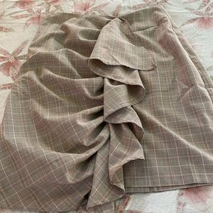 NWT/ Towowge front drape plaid skirt/ SZ M